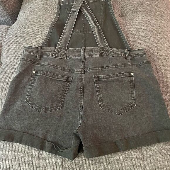 Wallflower Black Denim Overall Shorts - Picture 5 of 10